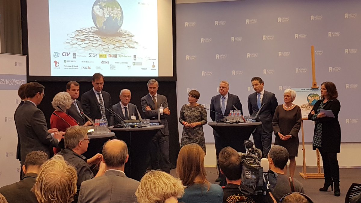 OECD_BizFin's tweet photo. Dutch Banking Sector signs agreement to respect #HumanRights based on #OECD Guidelines for Multinational Enterprises https://t.co/kw7MuHNuEa https://t.co/VS7pV9MWUV