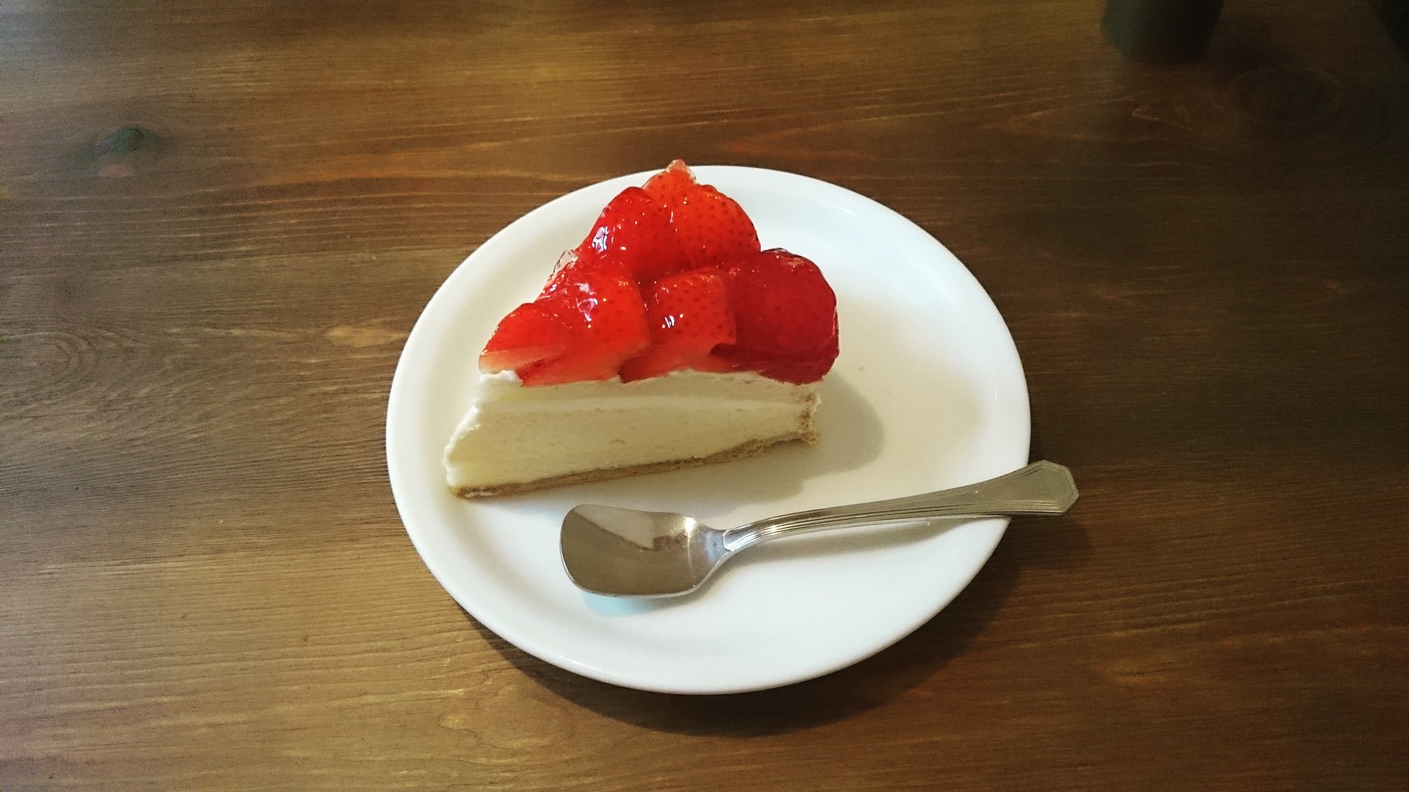 とも 岡山の老舗のケーキ屋さん モーツァルト のショートケーキ うますぎる T Co Uwrpxjib0d Twitter