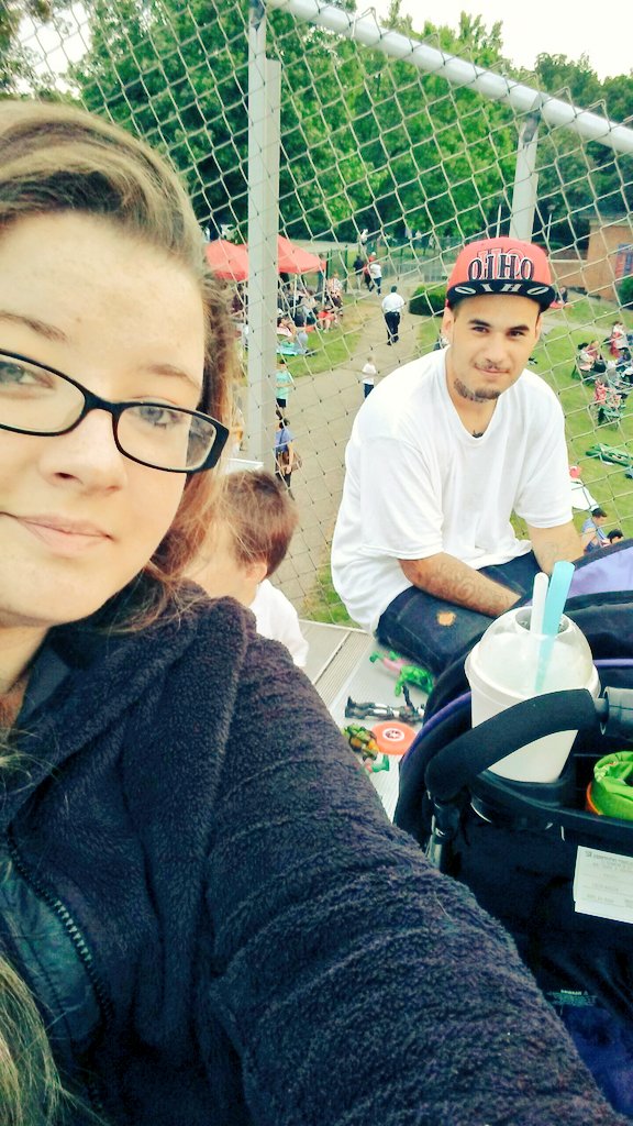 SbgGun's tweet photo. Me an my love an my son #4thOfJuly https://t.co/HGpSlK3qKy