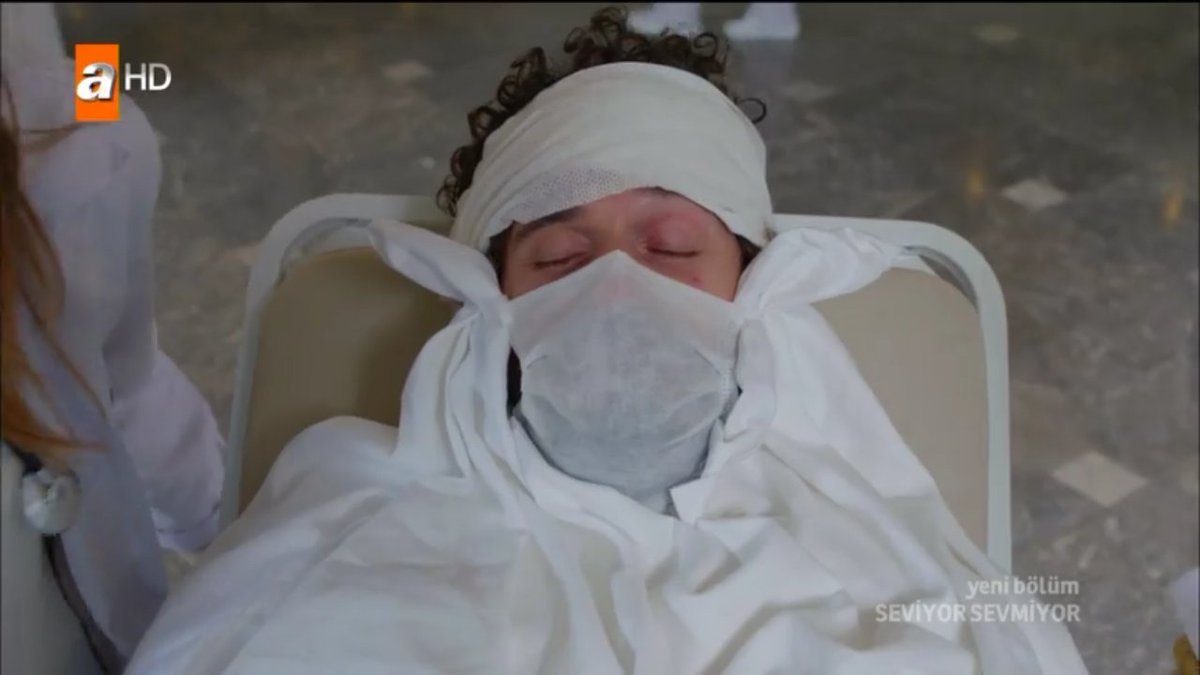 DiziciBagyan's tweet photo. #SeviyorSevmiyor da en çok konuşulan karakter Tuna olmuş.. 

Üzmeyin şu adamı litfiiiiin! https://t.co/jeHoTQUKT2
