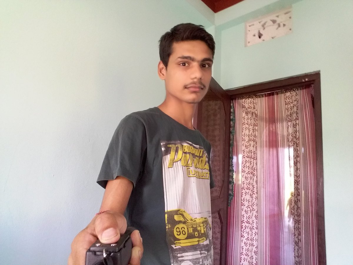 Timro_kamal5's tweet image. 😊😊😊