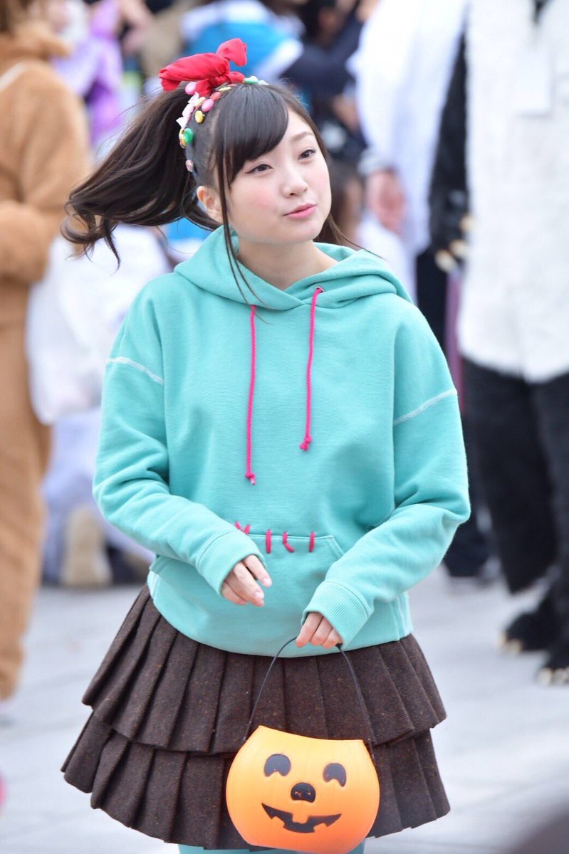 蒼 Mmcakyksskyc 今年の杏果ちゃんの仮装がメンバーの仮装が濃すぎて おしゃれな可愛いお姉さんになってた 有安杏果 T Spook ヴァネロペ