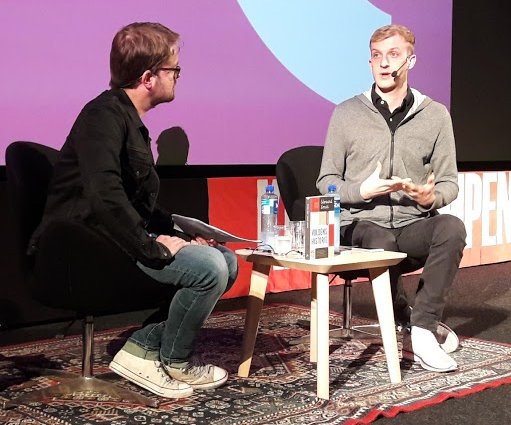 asadnoy's tweet photo. #Podcast fra #sølvberget: @edouard_louis i samtale med @bifyksen om Voldens historie. https://t.co/ZpT7TSaziF @KK_kultur #kapittel16 https://t.co/R4wdBPxD6t