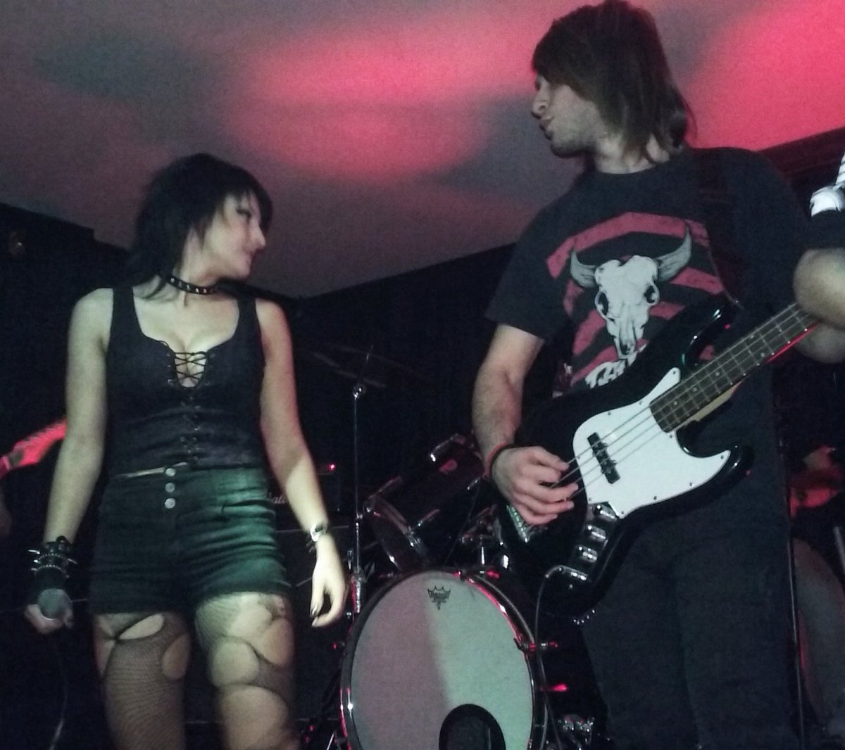 aethersingreece's tweet photo. Vocals: Akatsuki
Bass: Tomo
28/10/2016
#aethersin
#silverdollar https://t.co/psvhLR2V7O