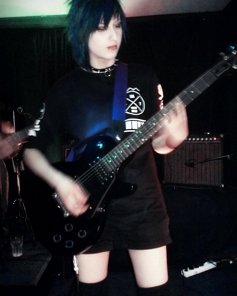aethersingreece's tweet photo. Rhythm Guitar: Anael
28/10/2016
#aethersin
#silverdollar https://t.co/ZSJao6k7m8
