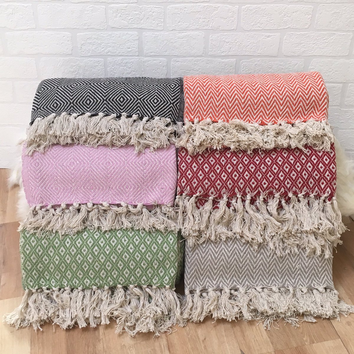 Come and visit us at the SE20 pop up this Saturday! We can't wait 😄 <a href="/AngelaKayLondon/">AngelaKayLondon</a> <a href="/sydenhampopup/">The Sydenham Pop-Up</a>