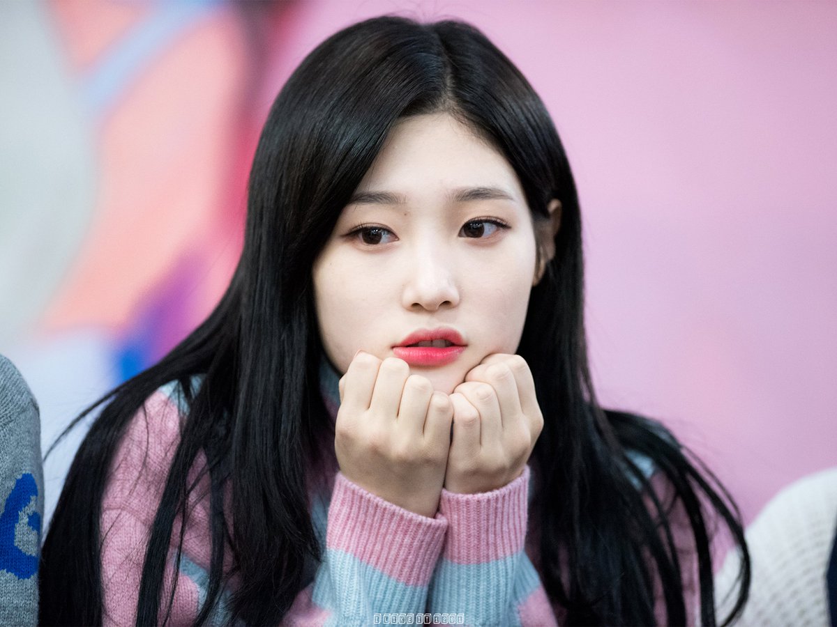 Ilikeit1201's tweet photo. 161029 정채연
@dia_official 
🌸꽃받침🌸 https://t.co/SCCoSwJ43A
