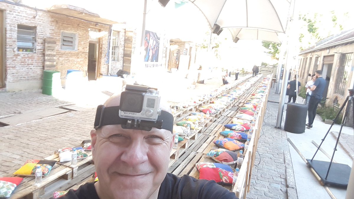 dado_schneider's tweet photo. Minha 1° PalestraMuda COM GoPro pra captar a reação da plateia
Palestra disruptiva, local disruptivo, empresa gigante disruptiva
#Esse2016 ! https://t.co/8Es1V5OHRv