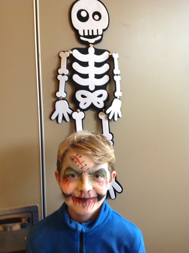 PCCSHDev's tweet photo. Preston Spooktacular fabulous face painting #smartyfaces @BigLotteryFund @prestoncouncil #BigCelebration https://t.co/CXfZuACHHM