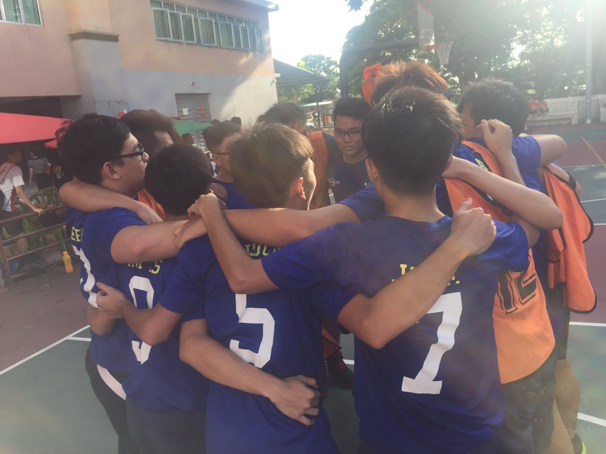 jiajun1226's tweet photo. 同样的场地 同样的对手 同样的气氛 不同的结局 #manners#champion🏆 https://t.co/E5HHiPSUZ0