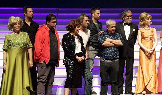 ANOCHE: partedelshow.com.ar/noticia/yiya-e… <a href="/Yiyaelmusical/">Yiya, el musical</a> <a href="/pashkus/">Ricky Pashkus</a> <a href="/karinakactriz/">Karina K 🇦🇷</a>