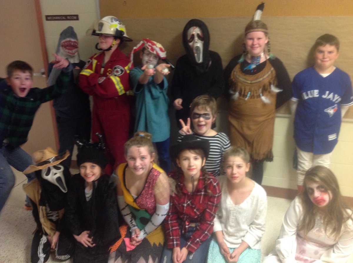 Hey <a href="/Team215rps/">Team215</a> looking good <a href="/RidgewoodPS/">RidgewoodPS</a> happy Halloween