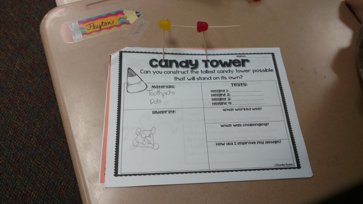 MrsKadrlik's tweet image. Who can build the tallest tower using a box of toothpicks and a box of dots? #spookystem #candytower #cfelem