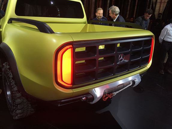 speedytyre's tweet photo. @MercedesBenz Concept X-Class. It borrows elements from the #C and #V-Class, like the high-quality materials &amp; infotainment system. https://t.co/2JT7N3gyCP