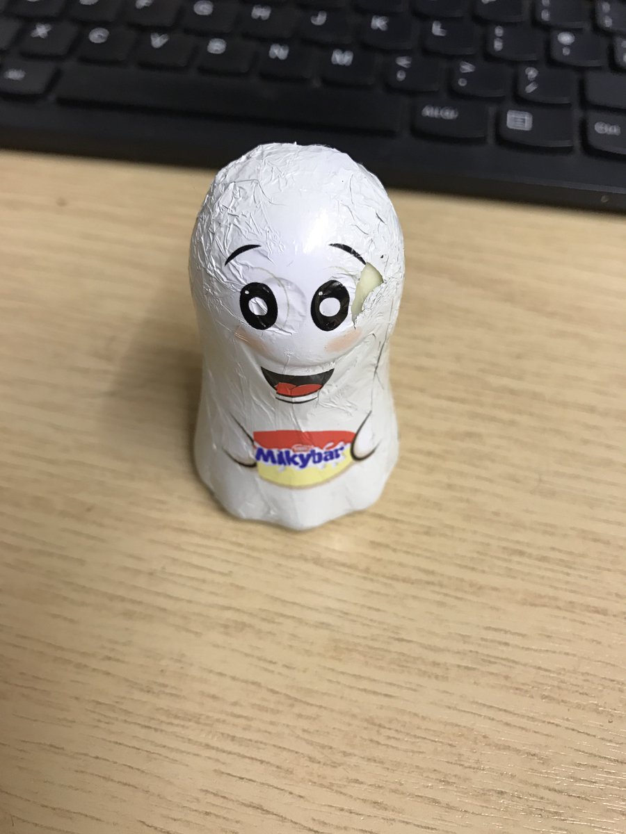 EmmaBurrows75's tweet image. This is my Lunch as I don’t like my soup #lunchtimeproblems