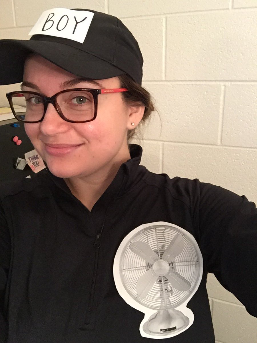 WordyWoods's tweet photo. Happy Halloween! #FANBOY Get it? #EnglishTeacher #CoordinatingConjunction #grammar https://t.co/3kXGldUdta