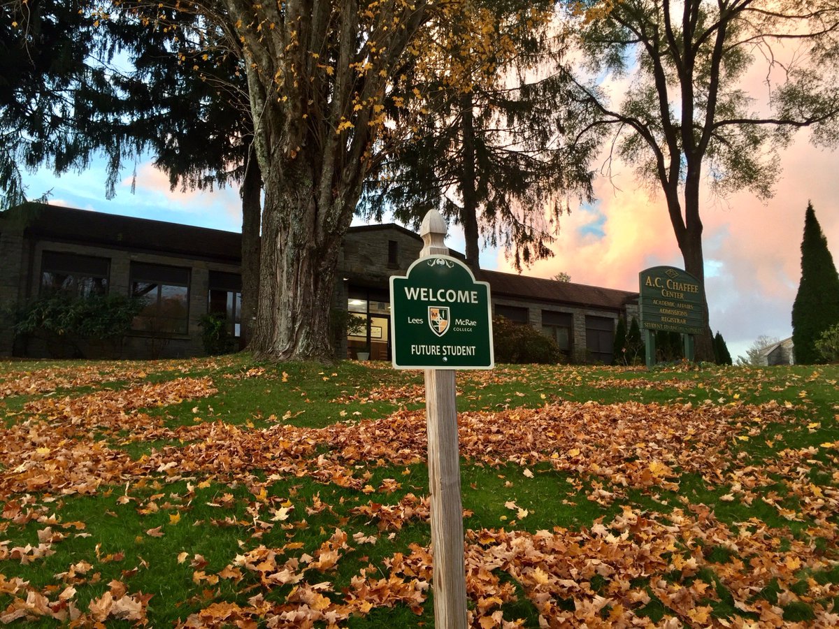 LMC_Admissions's tweet photo. No matter what season we are in, campus is always beautiful! Sign up for a visit today! #explorelmc https://t.co/aaBe32N3Y5 https://t.co/ltX4LKcTzl