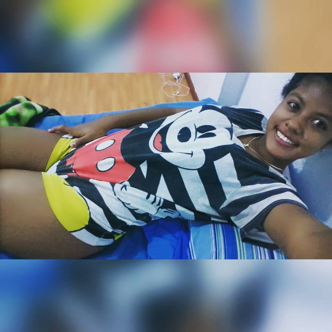 PutitasMas's tweet photo. Antes de dormir https://t.co/kdSXFL4lMg