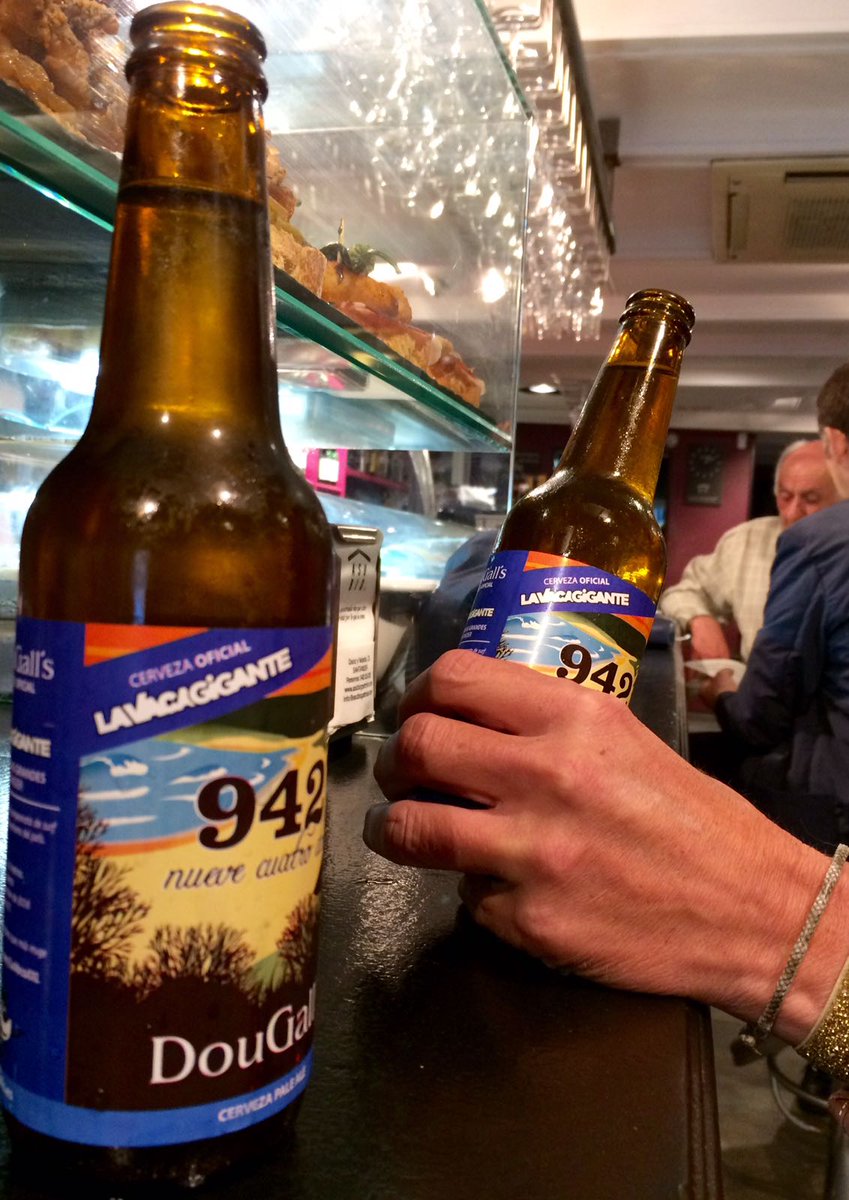 obsession_a2's tweet image. Os avisamos, la #942 de @CervezaDougalls  edición limitada de #lavacaXXL está en la calle... #piensaglobalbebelocal