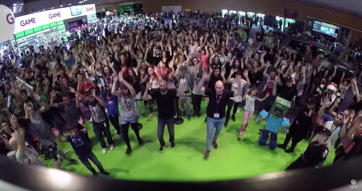 Xbox_Spain's tweet photo. Aquí tienes el baile al completo del #XboxMob de ayer👯  #XboxMGE
https://t.co/JykpbFk04o https://t.co/lL94wAWbLK