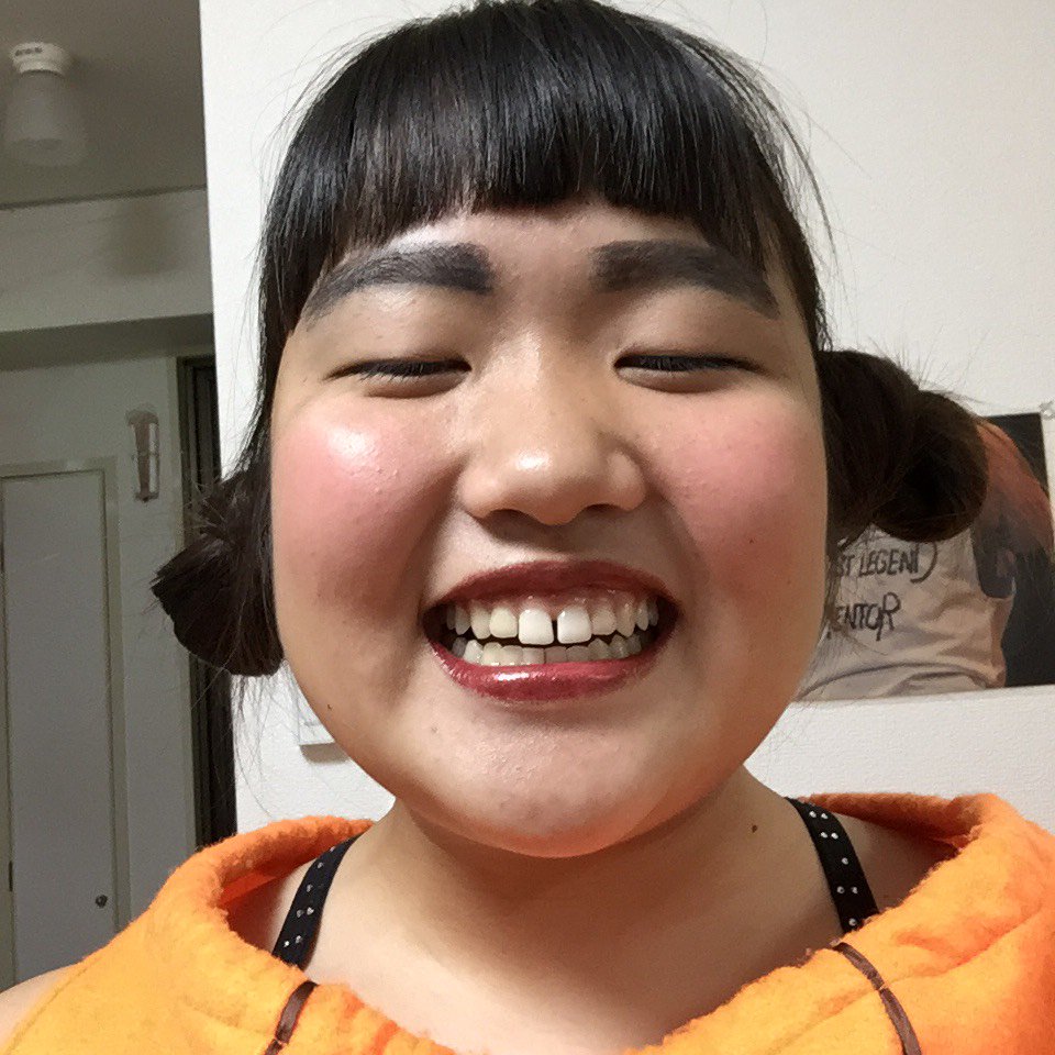 マーベラスプロレス Marvelous Twitterren Happy Halloween リングサイドにて開催中のハロウィンパーティー に女芸人が大集合 誰が似てますかぁ お店は24時までです ご来店お待ちしております ゆりやんレトリィバァ 平野ノラ 渡辺直美 ハロウィン 女