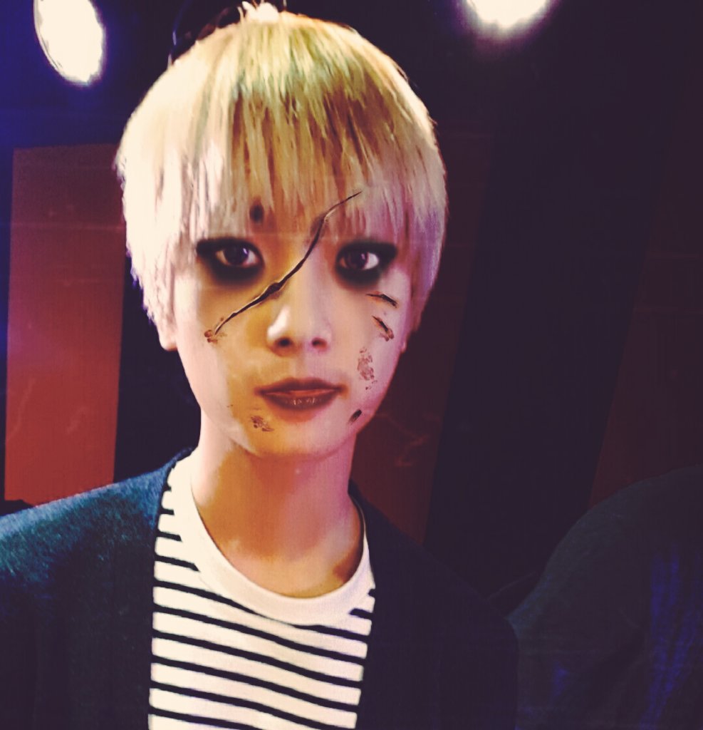 RBW_MAS's tweet photo. [MAS0094]
*HAPPY MASWEEN~👻
다들 즐거운 #할로윈데이 보내고 계신가요?!😱
#Holloween #우아 #무섭죠 #형아라인 #마스0094 https://t.co/rQ1kXatRzk
