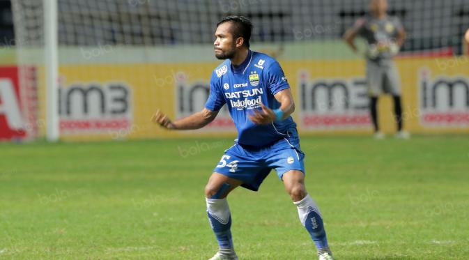 Zulham Zamrun Yakin Persib Kalahkan Persija dlvr.it/MYsH3B