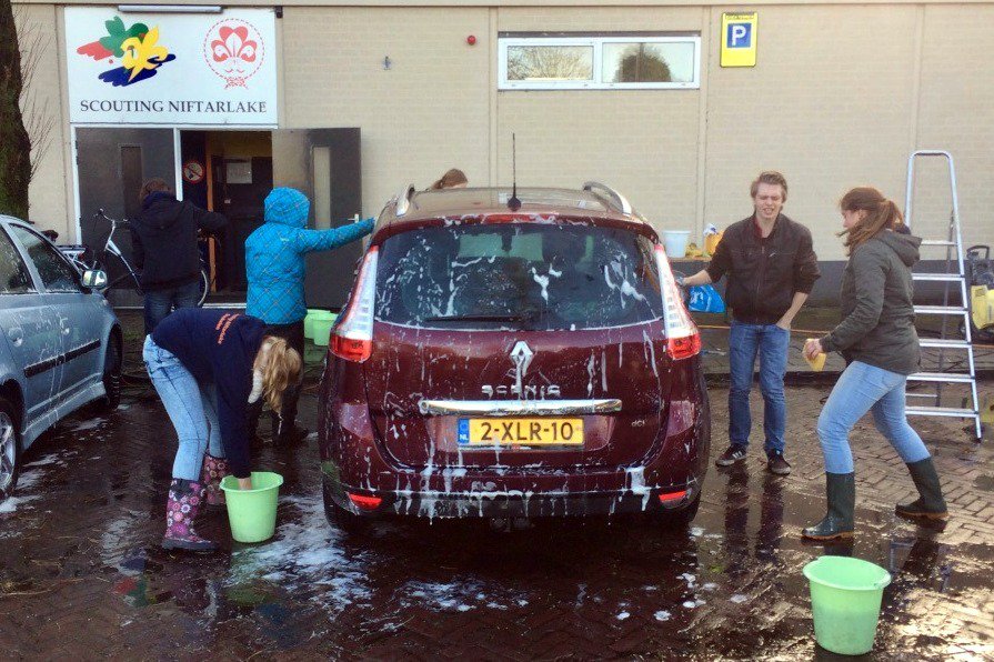 Komende zaterdag wassen scouts auto's en bakken zij appeltaart voor #crowdfundingsactie. #breukelen #scouting ow.ly/MpmW305H50w
