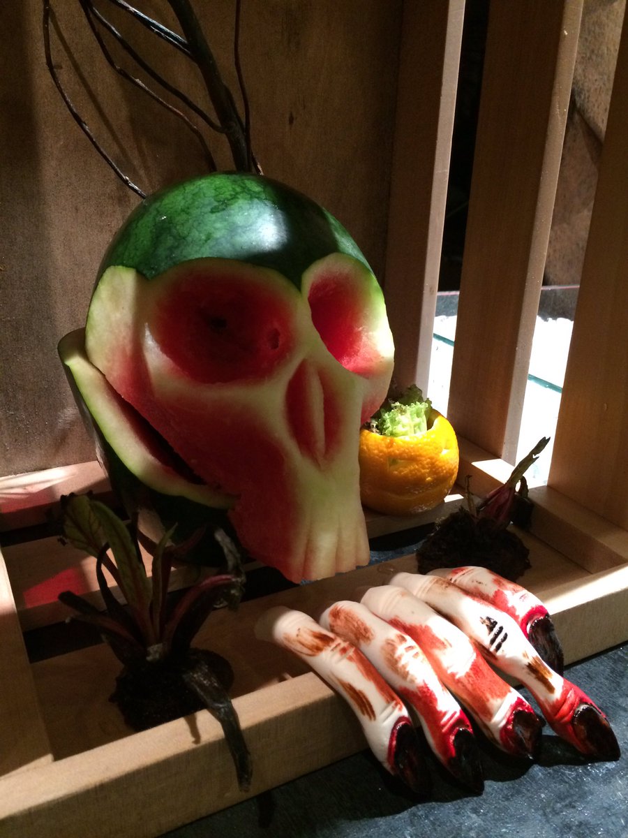 Kevin_Babey's tweet photo. It's all got rather scary at the Shangri-La Rasa Ria! #halloween @rrrshangrila @Blackmagic_News @FujinonOptics @PAG_UK https://t.co/M1Ko6tUjHV