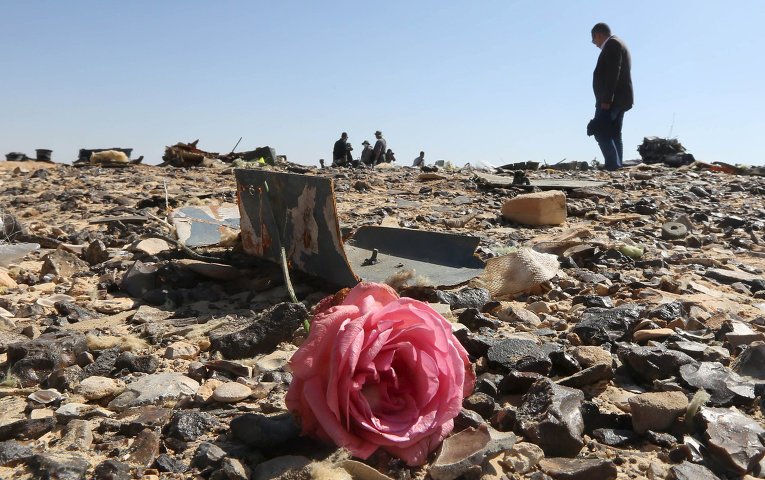 Black_Bomb's tweet photo. Tributes to victims of #Flight9268 https://t.co/rdFVbTRecs