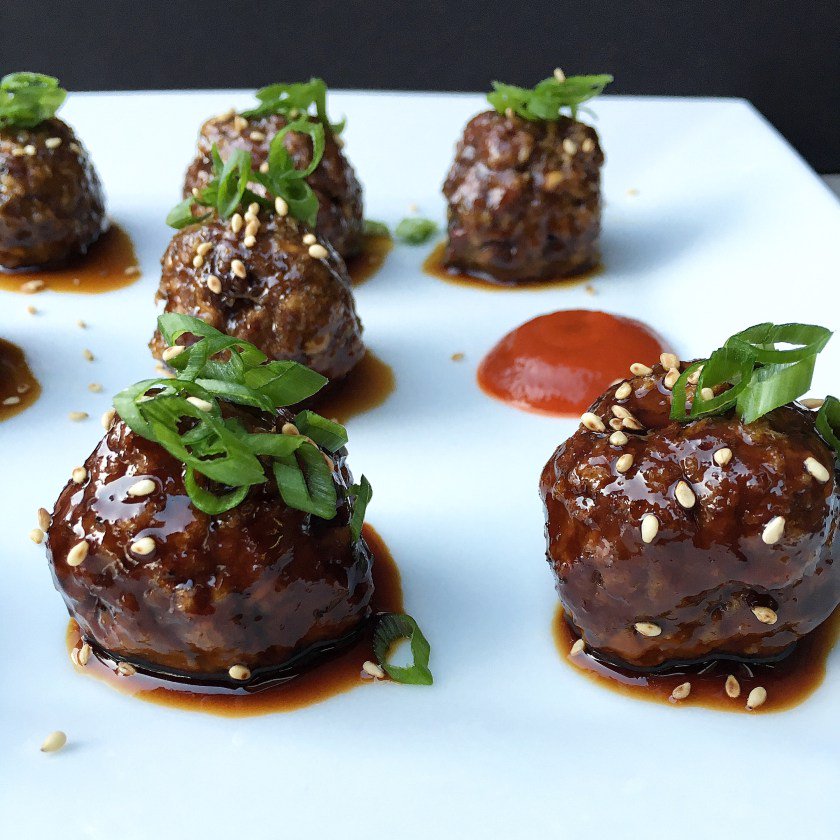 deerassociation's tweet photo. Spicy Teriyaki &amp; Sriracha Glazed Venison Meatballs https://t.co/ErmcmPfonb https://t.co/fMuznBnFCN