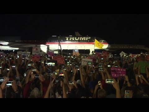 ZsaZsa99999's tweet photo. Donald Trump Massive Hanger Rally in Albuquerque, NM
#PresidentTrump #MAGA #LockHerUp #SheLies #BillRapes
https://t.co/NpMDGOZ7mv https://t.co/mEVSYiXABh