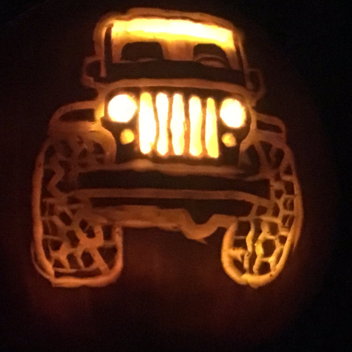 WfcwdMike's tweet photo. Happy Halloween 🎃#JeepLife @beepinjeep @jeepinJKU_ @lablancaxj https://t.co/Dkiife9XG2