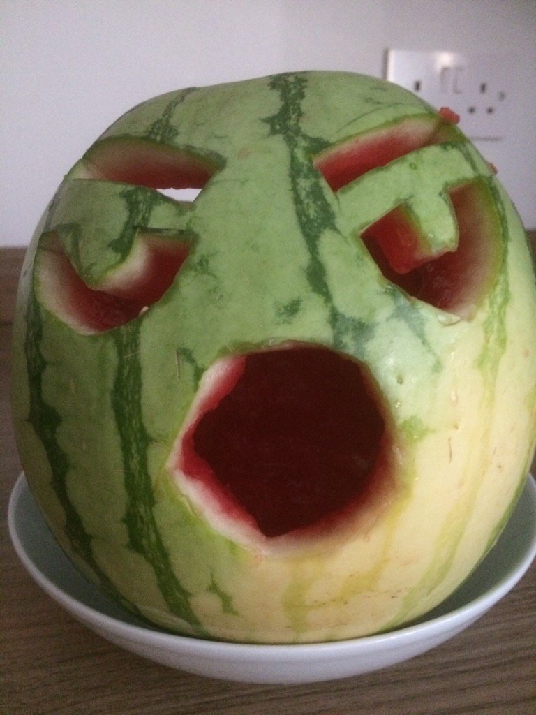 paula_irving's tweet photo. Pumpkins are so last year!!!
#MelonsRule #HappyHalloween ๐๐๐๐๐๐๐๐ https://t.co/5oowUrJpod