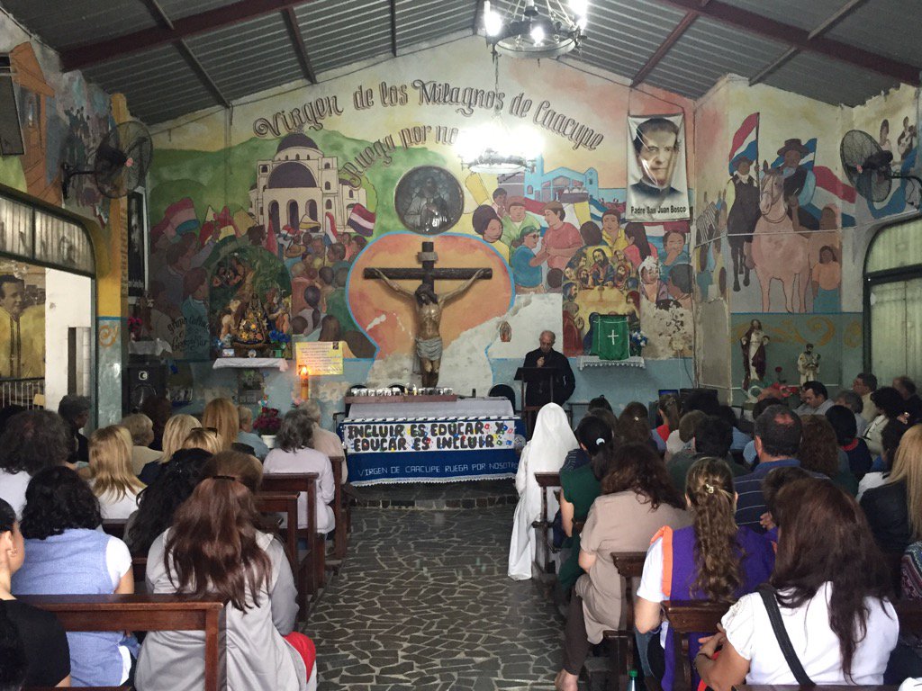 ezeta2015's tweet photo. Por una educación inclusiva. Parroquia Caacupe. Villa 21-24. #niunexcluidomenos @Pilares_Org @Pontifex_es https://t.co/TynObJjiPl