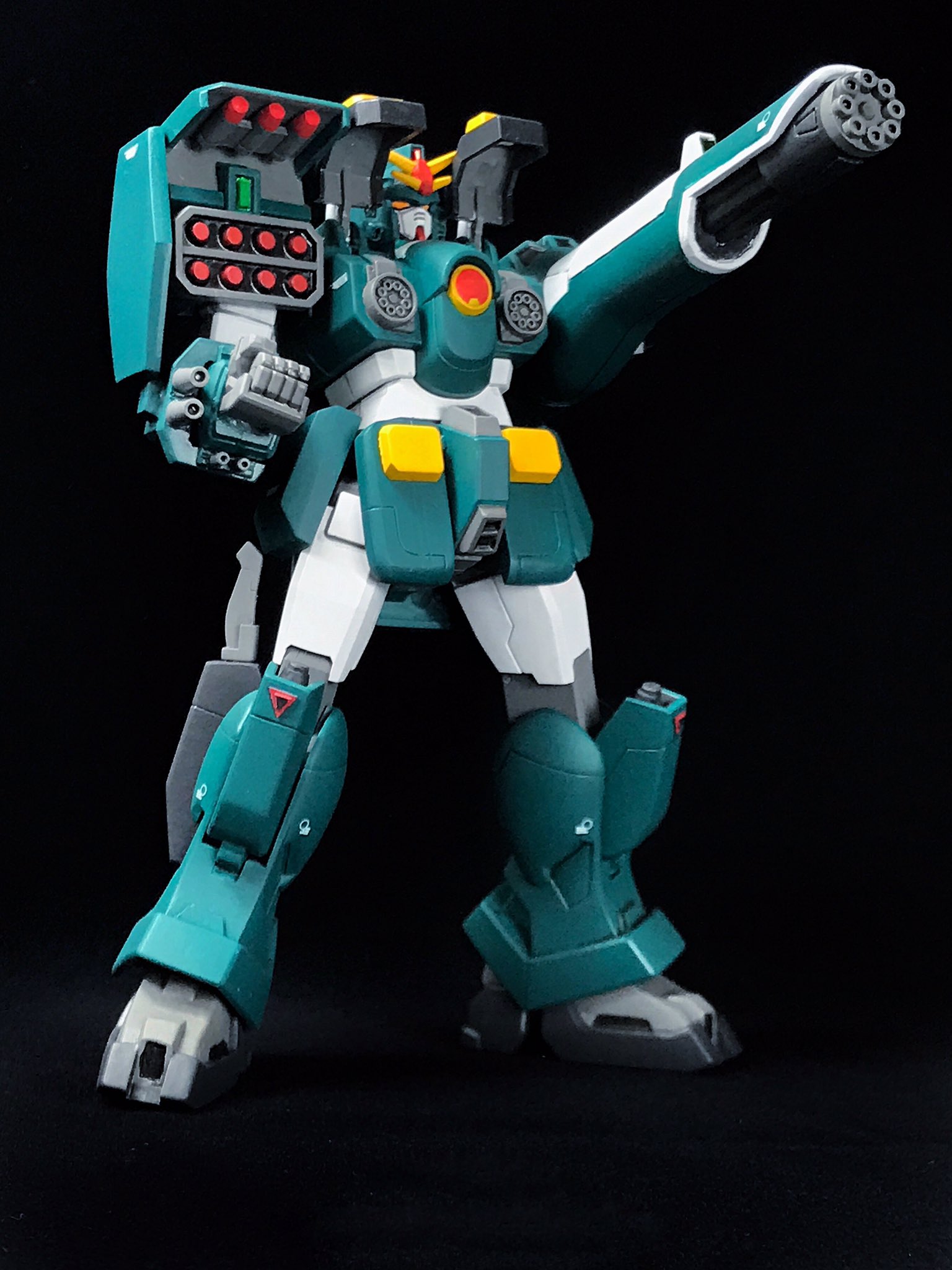 じゅごん 1 144改造ガンダムレオパルド完成しました 最近のキットと並べても問題ないプロポーションを目指して作りました インナーアームガトリングは差し替え式に変更して他のギミックもほぼ再現可能です ちょっと時間がかかり過ぎちゃったけど完成して じゅごん 1 144改造ガンダムレオパルド完成しました 最近のキットと並べても問題ないプロポーションを目指して作りました インナーアームガトリングは差し替え式に変更して他のギミックもほぼ再現可能です ちょっと時間がかかり過ぎちゃったけど完成して