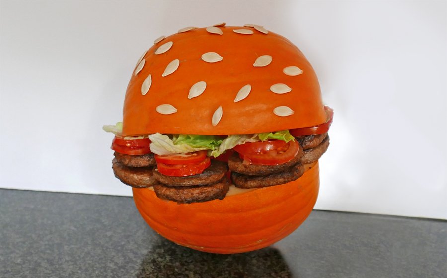 BurgerRevBS's tweet photo. Introducing #Pumpkin Revolution...🎃 #Halloween #FoodArt #BishopsStortford https://t.co/L42Z0DpynV