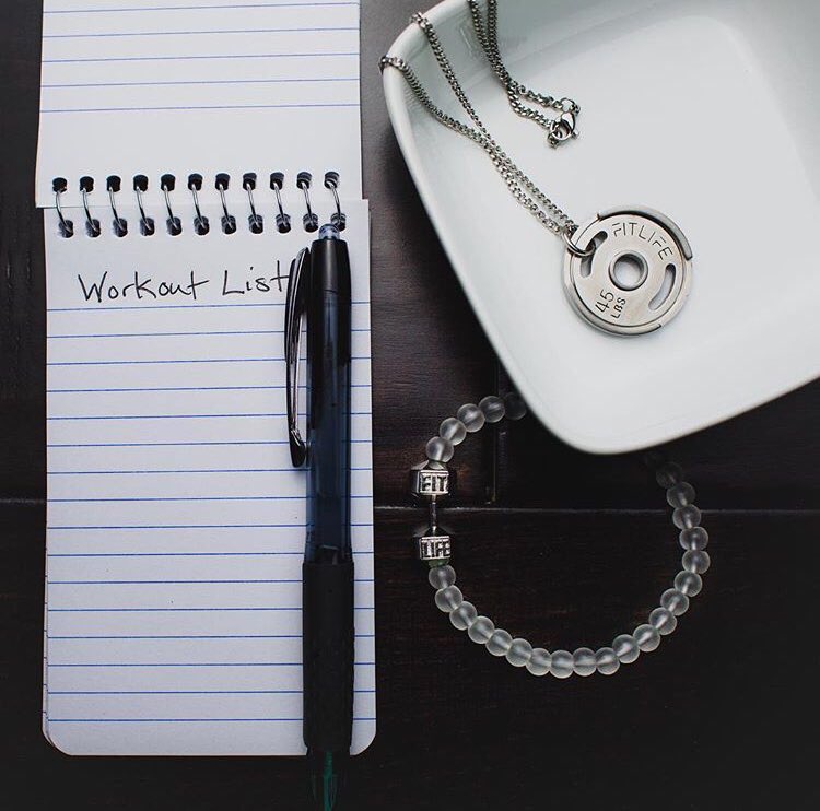 FitLifeFashion's tweet photo. Our Weight Plate Necklaces are selling out fast 💨 Get yours on sale today! 

Only at https://t.co/G3sXb9127r 💪🏼 https://t.co/oYgcUURwfB