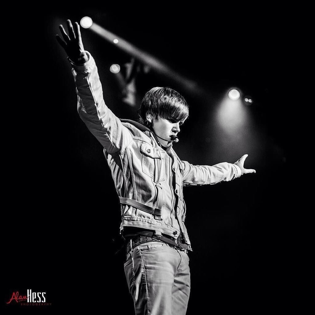 Justinbrcom's tweet image. NÃO VOU DESISTIR AGORA #JustinBrazilNeedsAnExtraShow