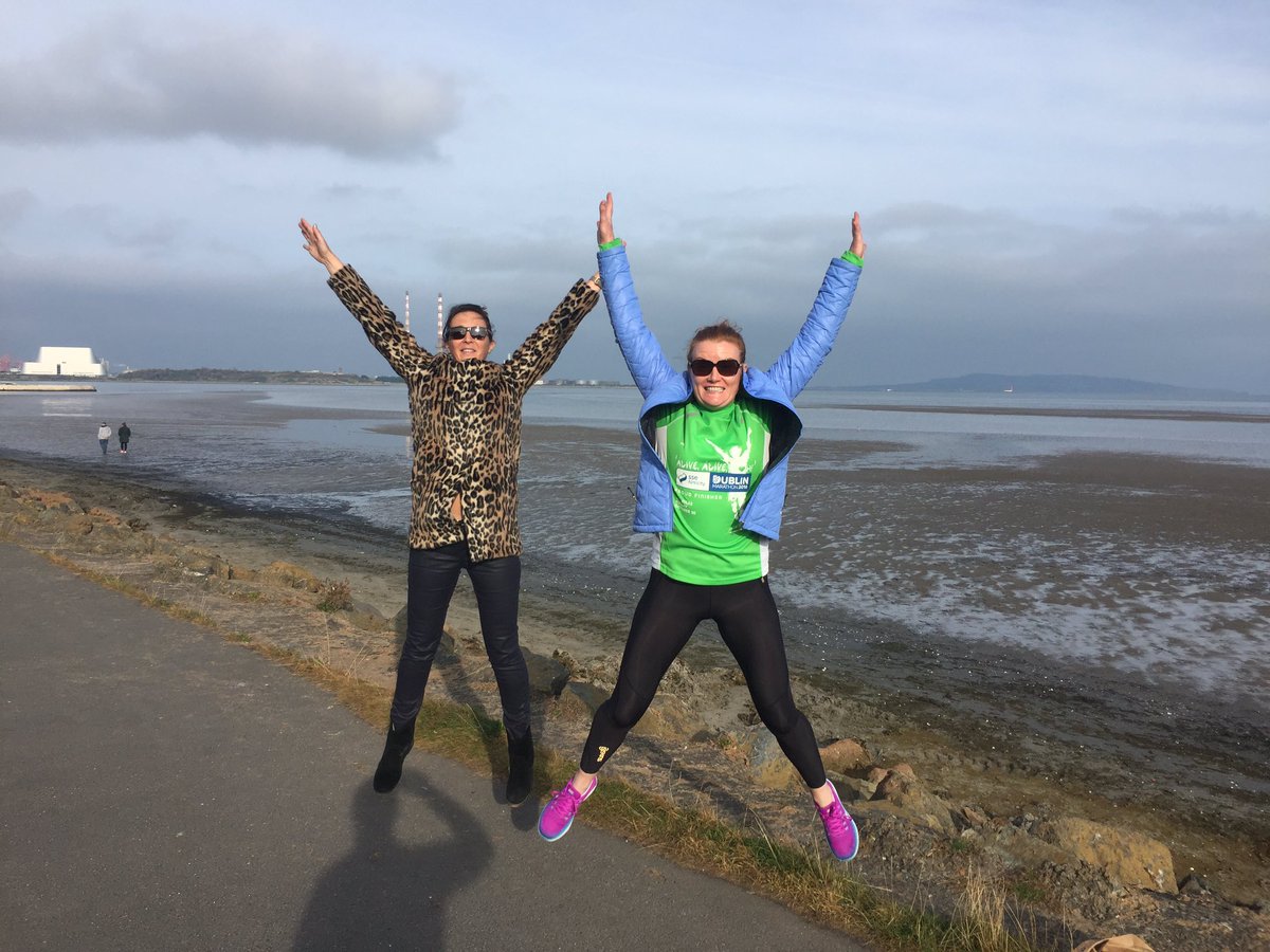 JoanneMurphy_'s tweet photo. Chilling out in the sunshine, star jumps &amp; selfies by the sea with the athletes  #dcm16 #Sandymount https://t.co/E2FQLc2gt2