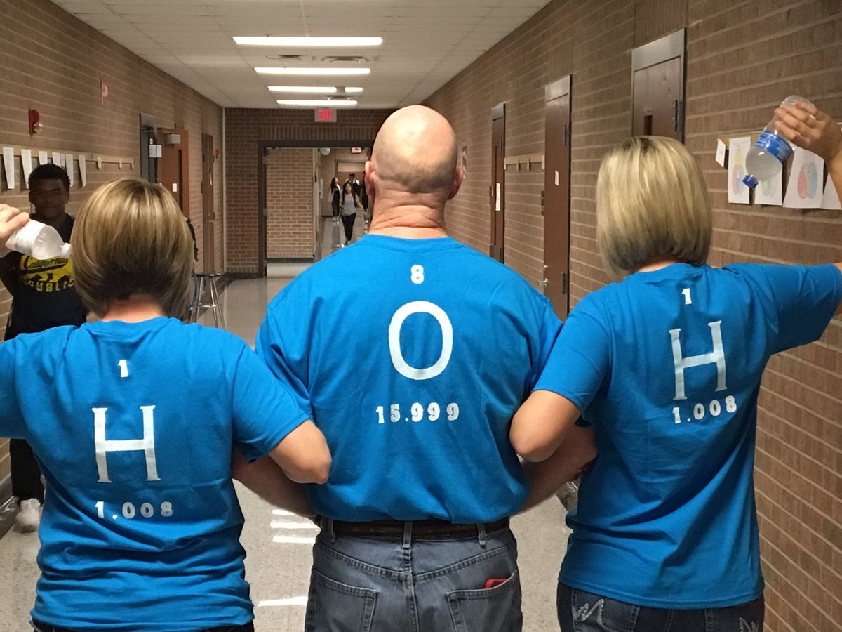 TimberviewHigh's tweet photo. How about our #chemistry teachers?! #TimberBoo #H2O #water https://t.co/QyU70I9cFG