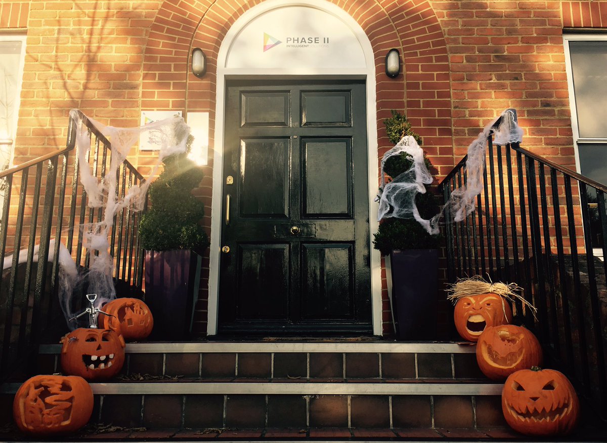 PHASEII_Int's tweet image. Pumpkin carving competition takes place @PHASEII_Int #TeamSpirit #Competition #halloween
