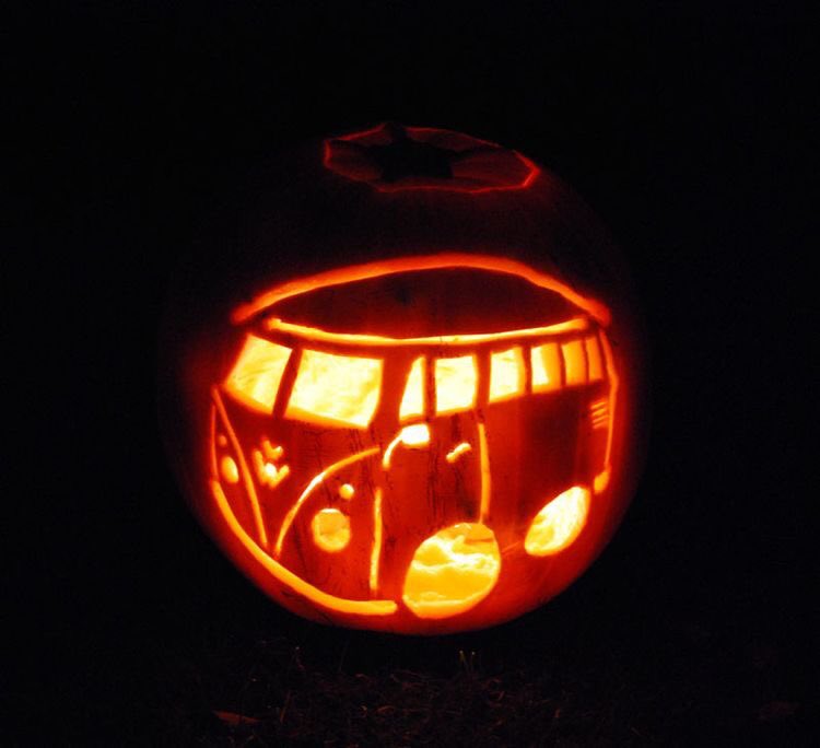 Marshall_VW's tweet photo. Happy Halloween from the @RidgewayVW team. Can anyone do better than these #pumpkincreations? https://t.co/ZO6ge6i8D9