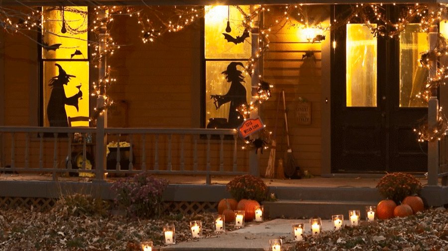 Outdover's tweet photo. Wishing everyone a safe and happy #Halloween! #TrickorTreat #Halloween2016 https://t.co/JI3k0CSYbR