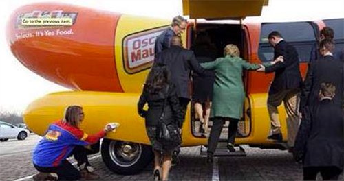 ScrumpTheTexan's tweet photo. #WeinerMobile #WeinersDevice #MAGA3X #HillaryForPrision https://t.co/oYa3JO84Jz