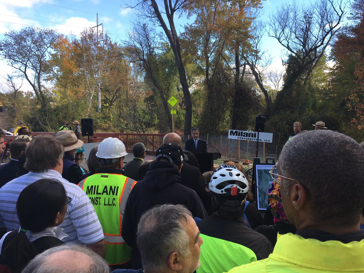 NellePierson's tweet image. This trail connects residents to the outdoors, schools, jobs, &amp;amp; social resources and anchors communities. #ARTrails