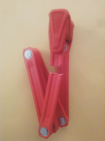 BicisRobadasMX's tweet photo. Oye, @abus_mexico, ¿qué opinas de la seguridad que ofrecen tus candados? https://t.co/2dUNtvPItH
