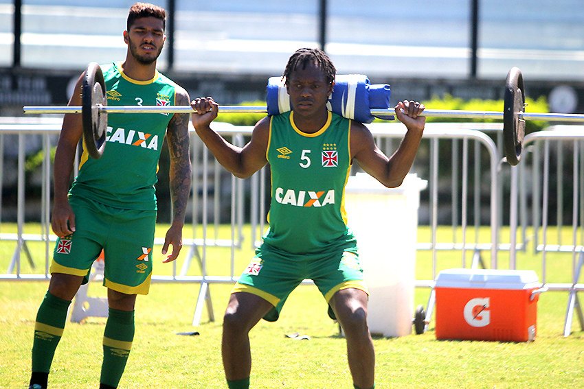 VascodaGama's tweet photo. Vasco reiniciou pela manhã a sua preparação para a partida contra o Brasil de Pelotas! 

📷: Paulo Fernandes/Vasco.com.br https://t.co/V2GX4NXZtg