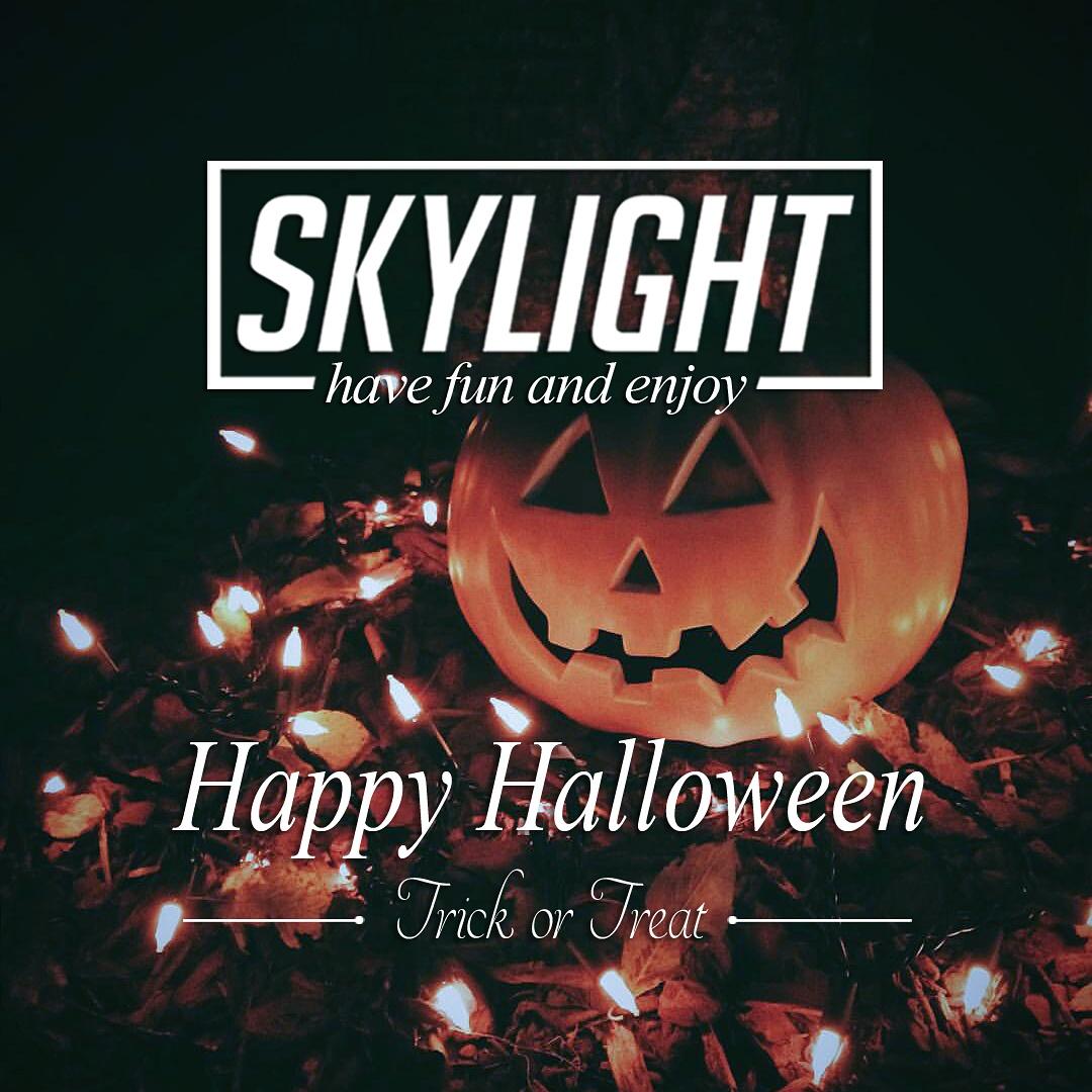 TriRamartha's tweet photo. Happy Halloween! 🎃
#skylightbali #halloween #trickortreat https://t.co/xwCZcyEoXg