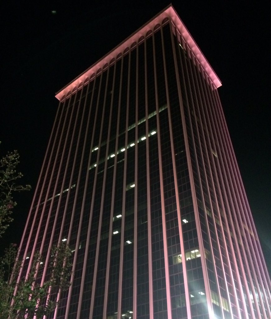 ConcordeCareer's tweet photo. Enjoyed pink glow of #ClarkTower for #BreastCancerAwarenessMonth. #ConcordeMemphis is proud to call this our "home!" https://t.co/5tnu1ANXWw